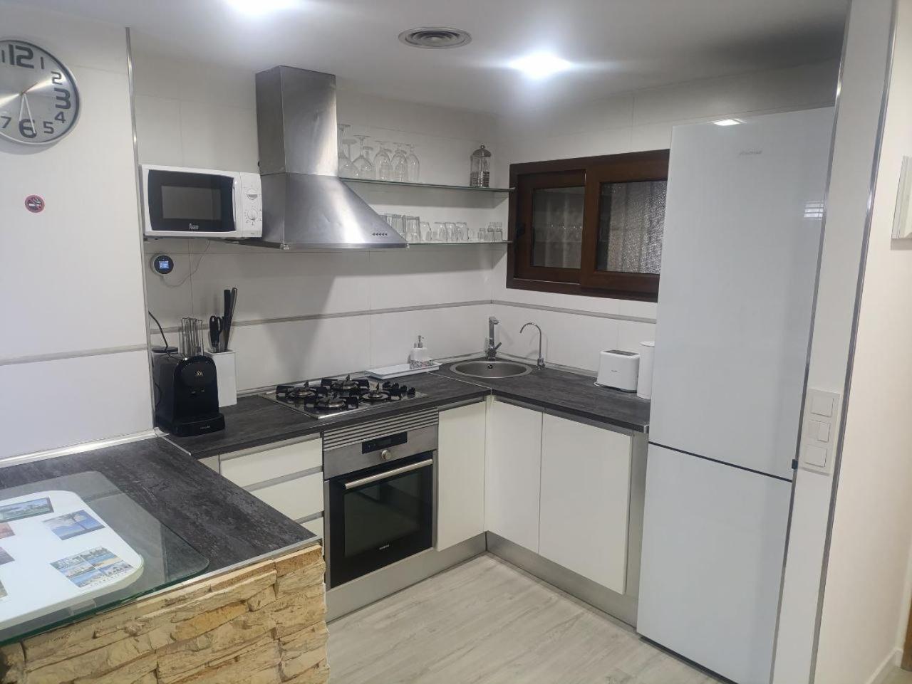Apartment To Rent In Costa Blanca トレビエハ エクステリア 写真