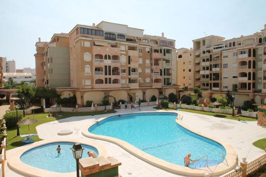 Apartment To Rent In Costa Blanca トレビエハ エクステリア 写真