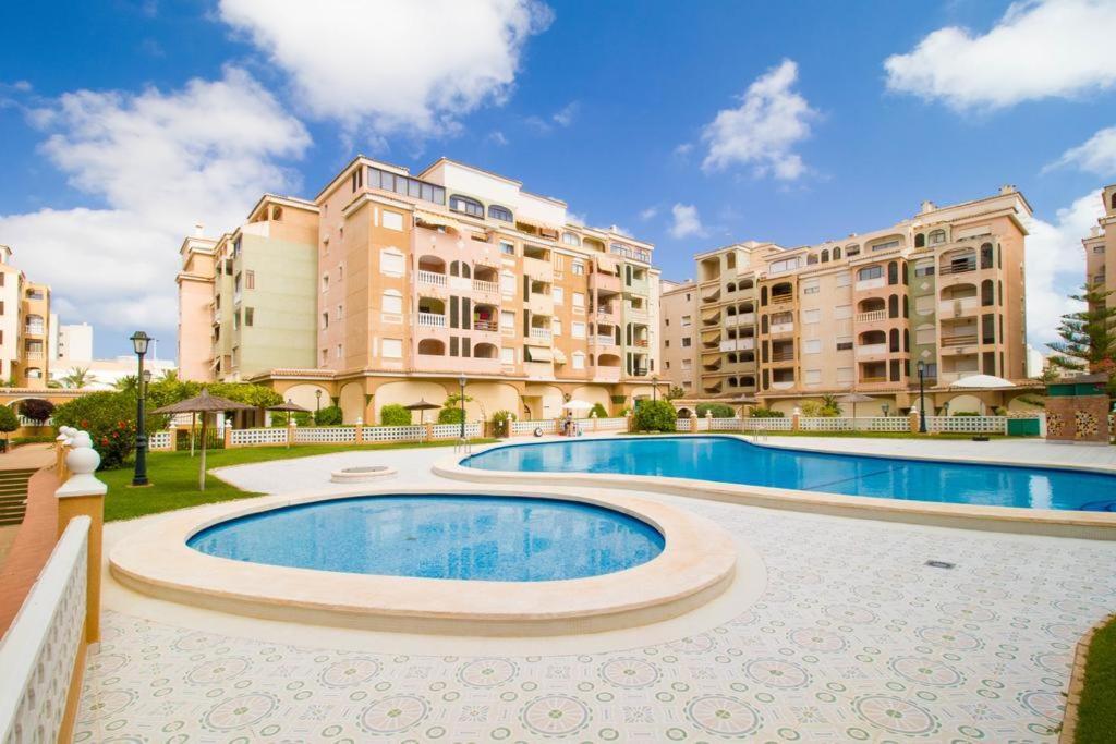 Apartment To Rent In Costa Blanca トレビエハ エクステリア 写真